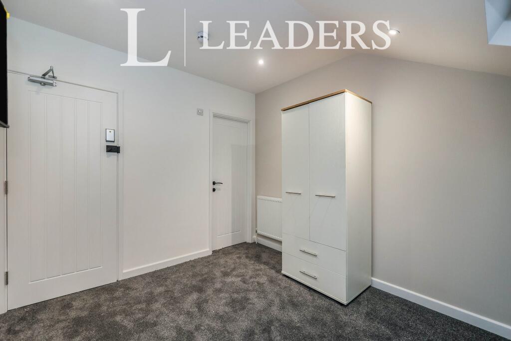 1 bed House Share for rent in Portsmouth. From Leaders Sales - Portsmouth
