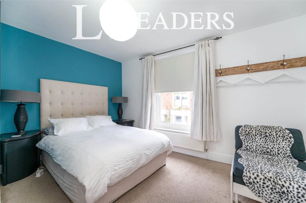 4 bed Mid Terraced House for rent in Portsmouth. From Leaders Lettings - Southsea