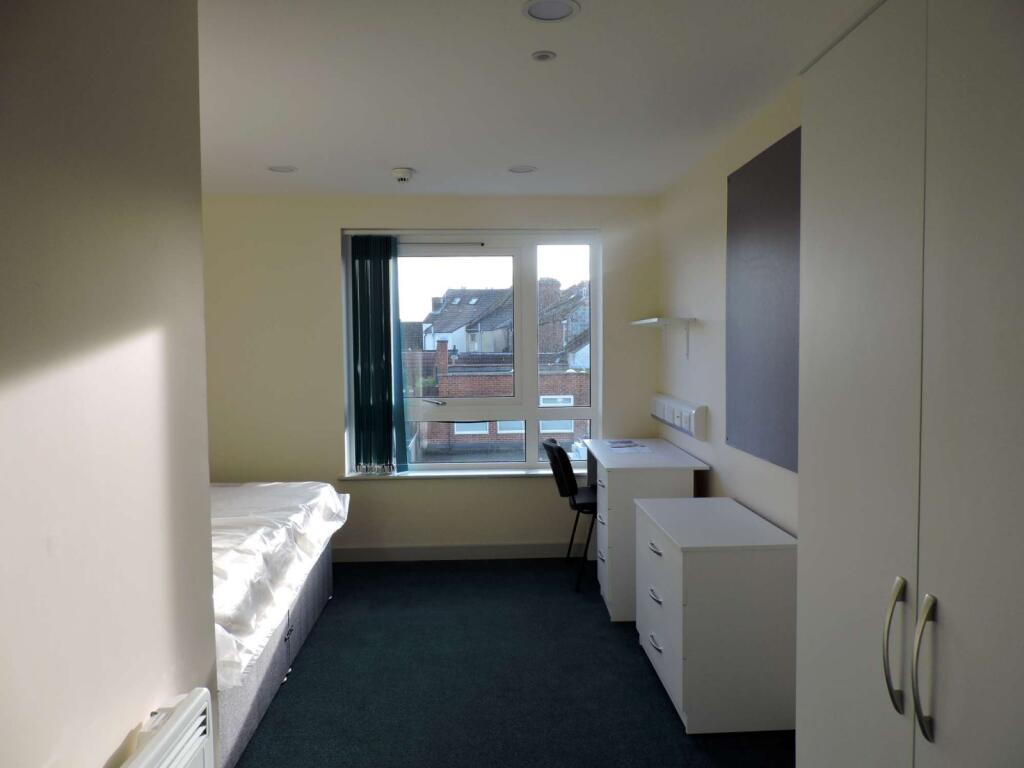 1 bed House Share for rent in Portsmouth. From Leaders Lettings - Southsea 1 bed House Share for rent in Portsmouth. From Leaders Lettings - Southsea