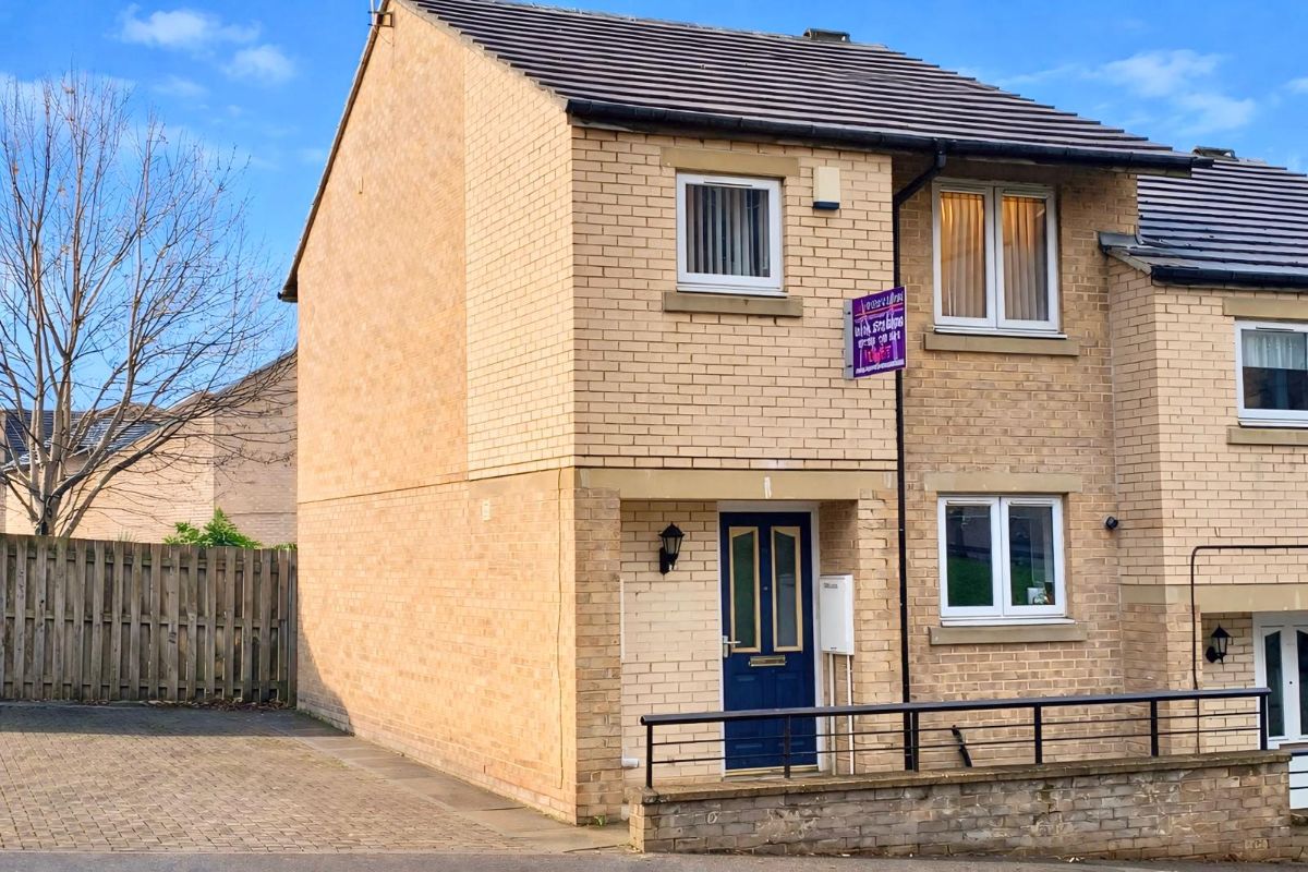 4 bed Semi Detached for rent in Sheffield. From MAF Properties - Sheffield