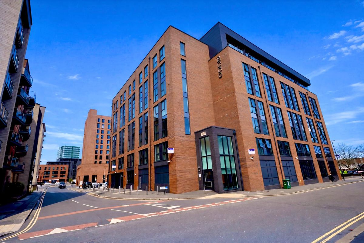 3 bed Apartment for rent in Sheffield. From MAF Properties - Sheffield