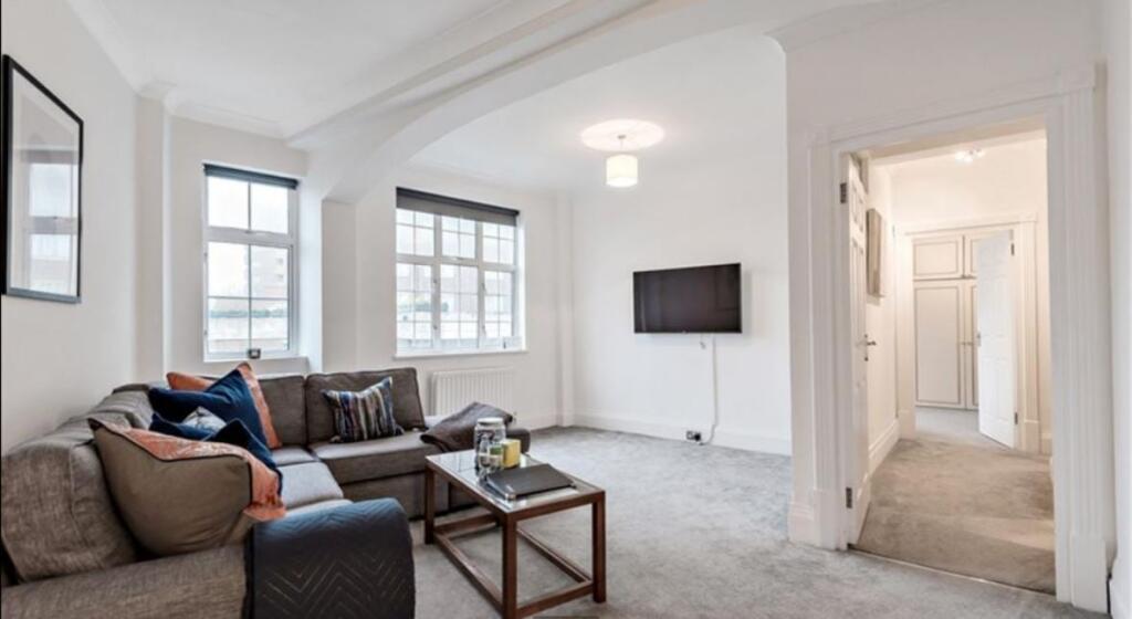 2 bed 1st Floor Flat for rent in London. From McGlashans Property Services