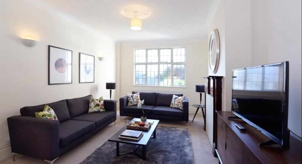 5 bed Apartment for rent in Paddington. From McGlashans Property Services
