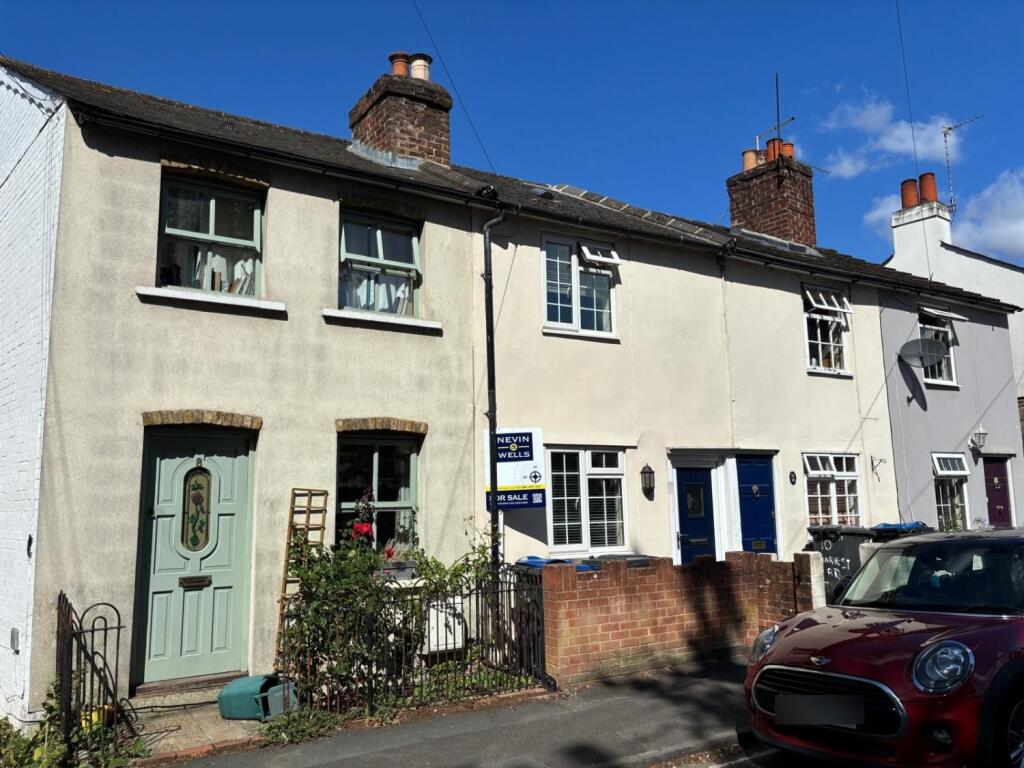 2 bed Mid Terraced House for rent in Egham. From Nevin and Wells Residential - Egham 2 bed Mid Terraced House for rent in Egham. From Nevin and Wells Residential - Egham