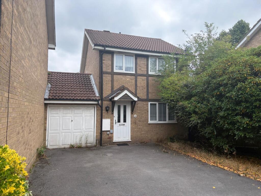 5 bed Detached for rent in Egham. From Nevin and Wells Residential - Egham