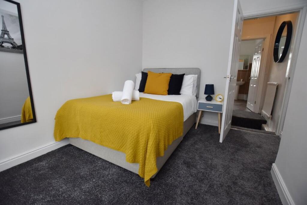 3 bed House Share for rent in Sheffield. From Nicholas Humphreys - Sheffield