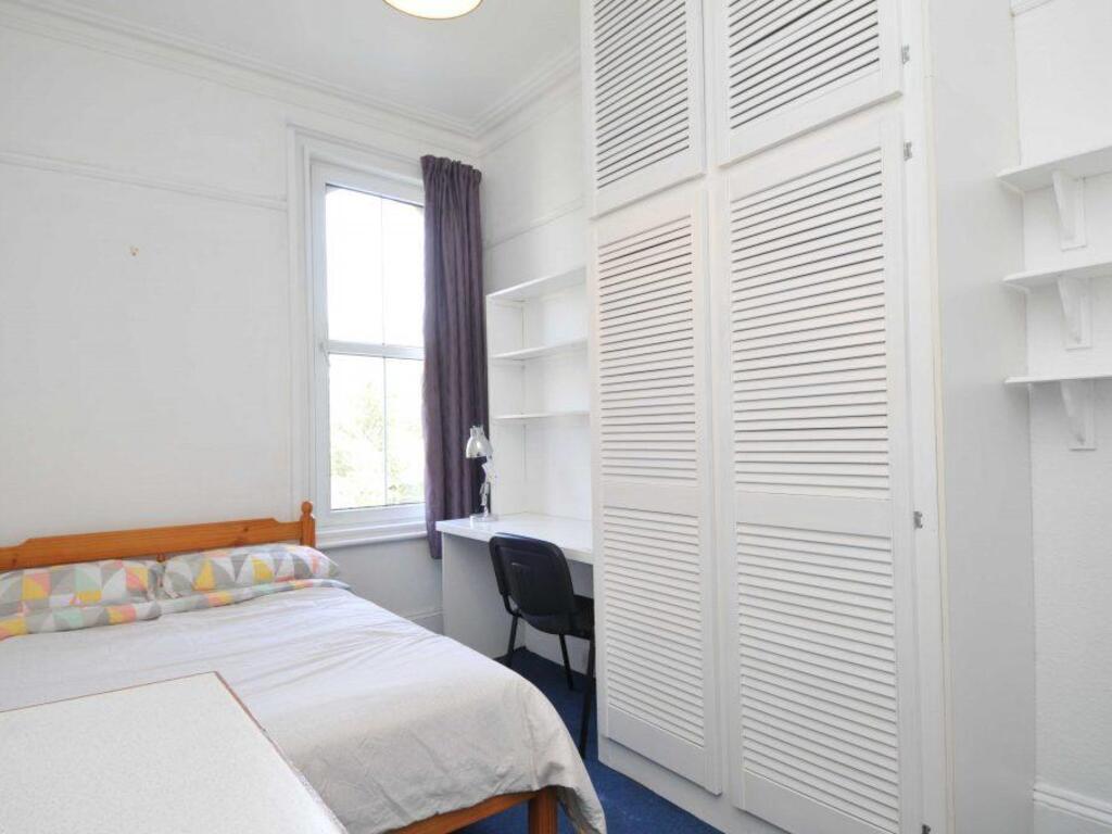 4 bed House Share for rent in Plymouth. From City Lets - Plymouth 4 bed House Share for rent in Plymouth. From City Lets - Plymouth