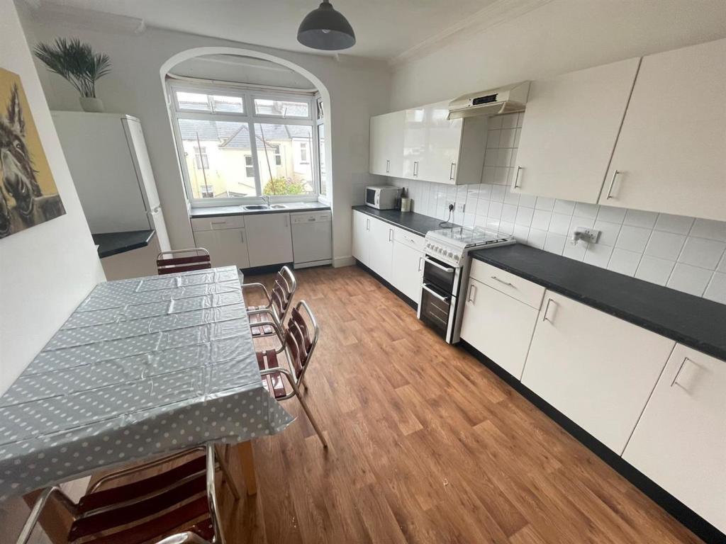 6 bed Detached for rent in Plymouth. From City Lets - Plymouth 6 bed Detached for rent in Plymouth. From City Lets - Plymouth