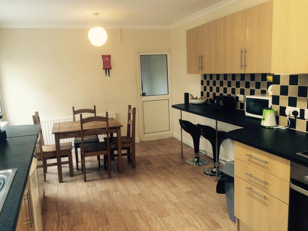 5 bed House Share for rent in Plymouth. From City Lets - Plymouth