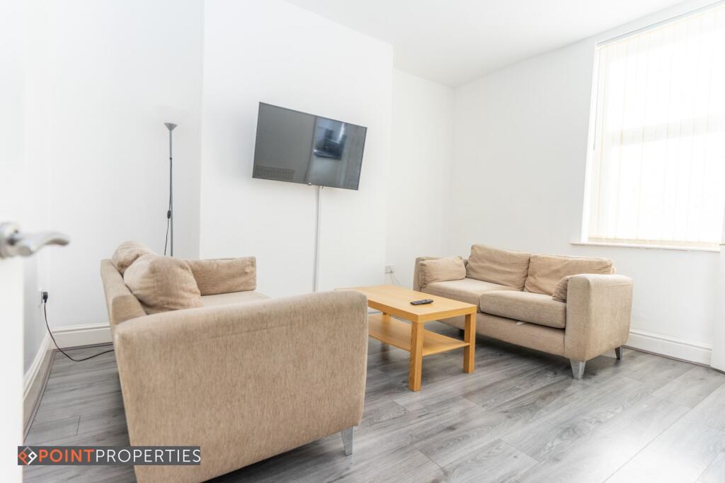 4 bed Mid Terraced House for rent in Liverpool. From Point Properties - Liverpool 4 bed Mid Terraced House for rent in Liverpool. From Point Properties - Liverpool