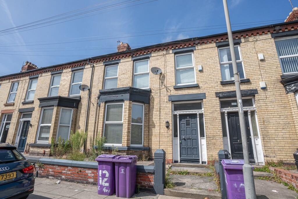 6 bed Mid Terraced House for rent in Liverpool. From Point Properties - Liverpool