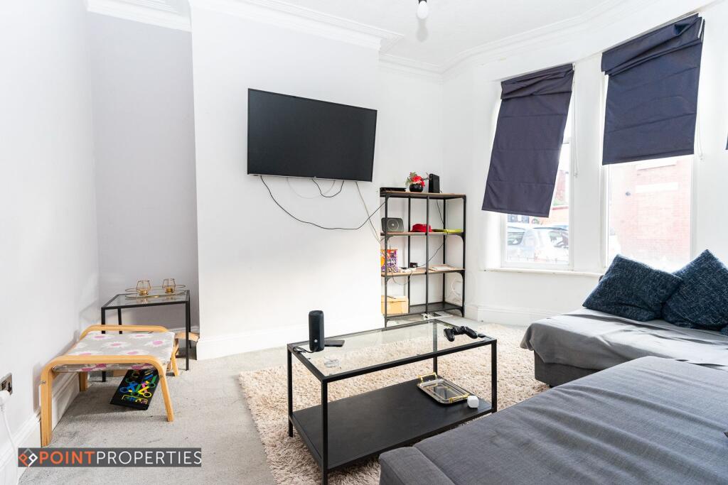 4 bed Mid Terraced House for rent in Liverpool. From Point Properties - Liverpool