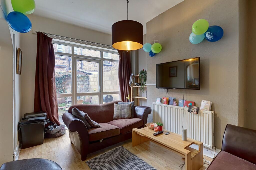 4 bed Mid Terraced House for rent in Liverpool. From Point Properties - Liverpool