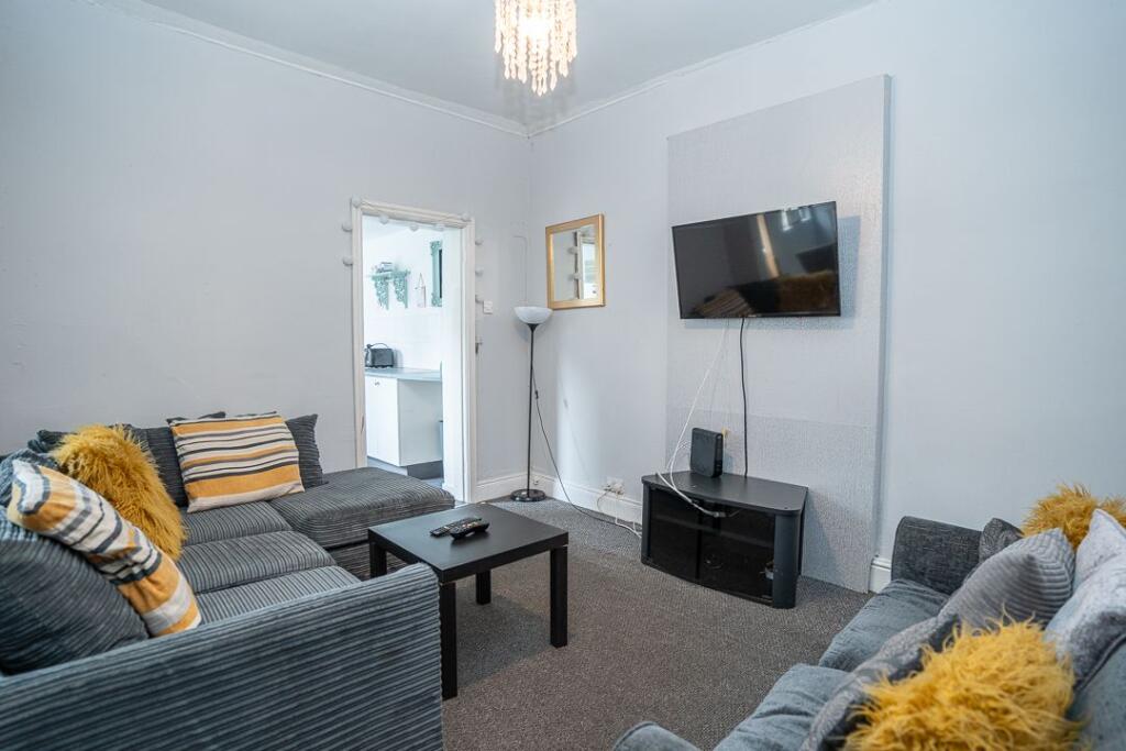 3 bed Mid Terraced House for rent in Liverpool. From Point Properties - Liverpool