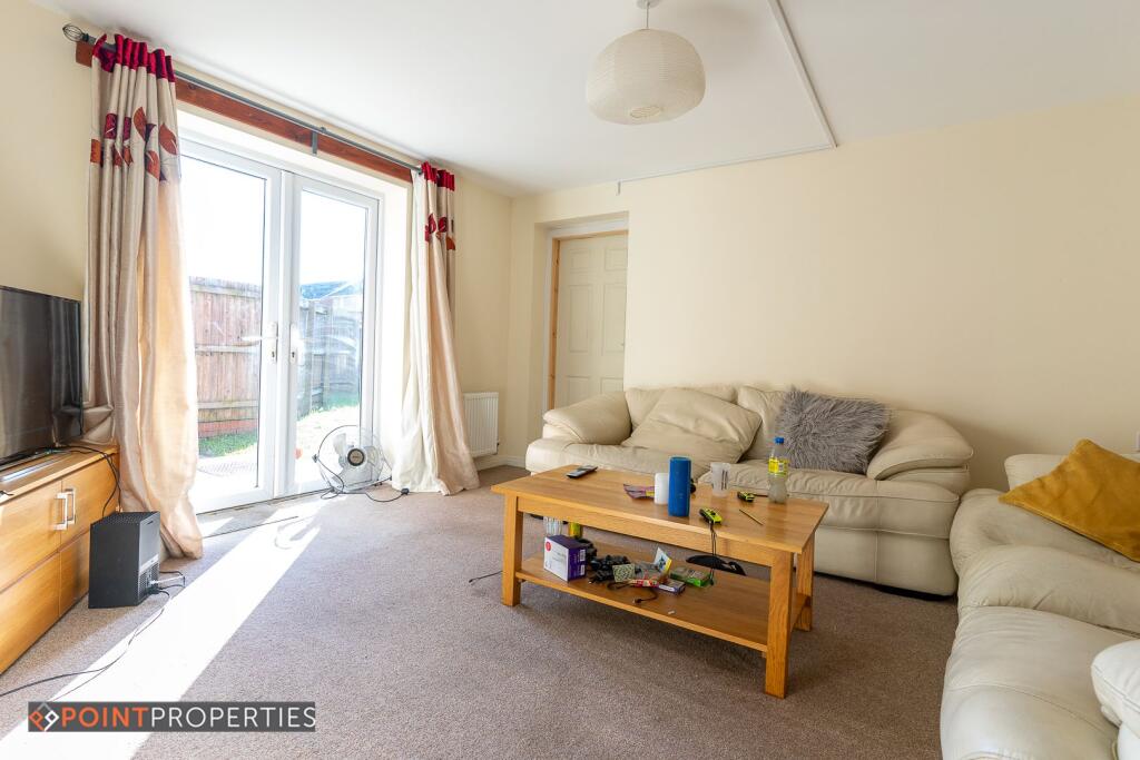 5 bed Mid Terraced House for rent in Liverpool. From Point Properties - Liverpool