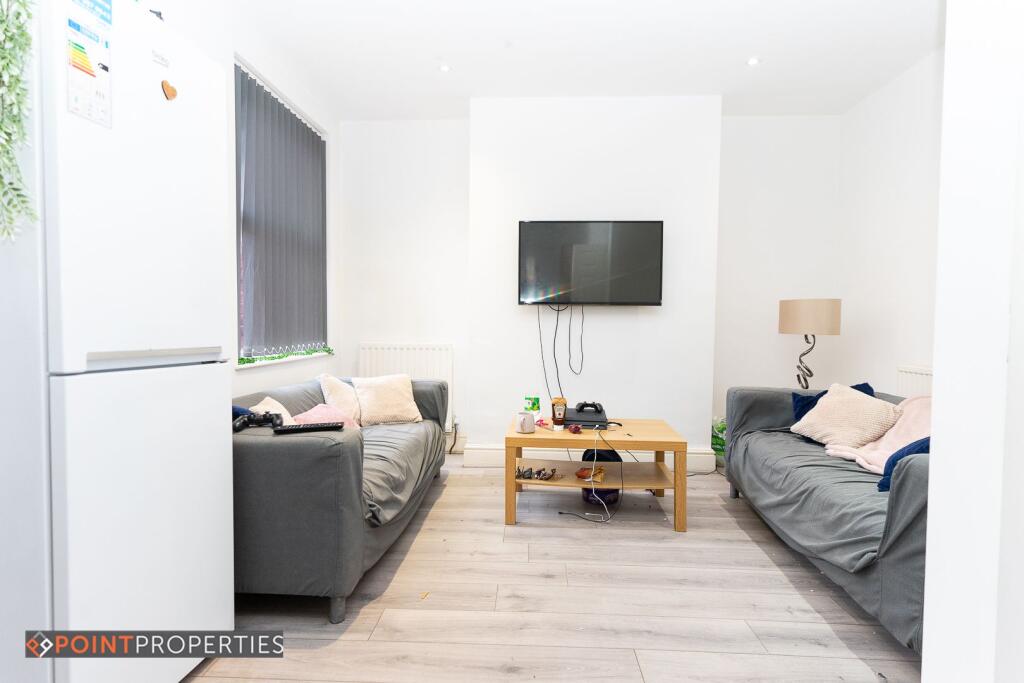 4 bed Mid Terraced House for rent in Liverpool. From Point Properties - Liverpool