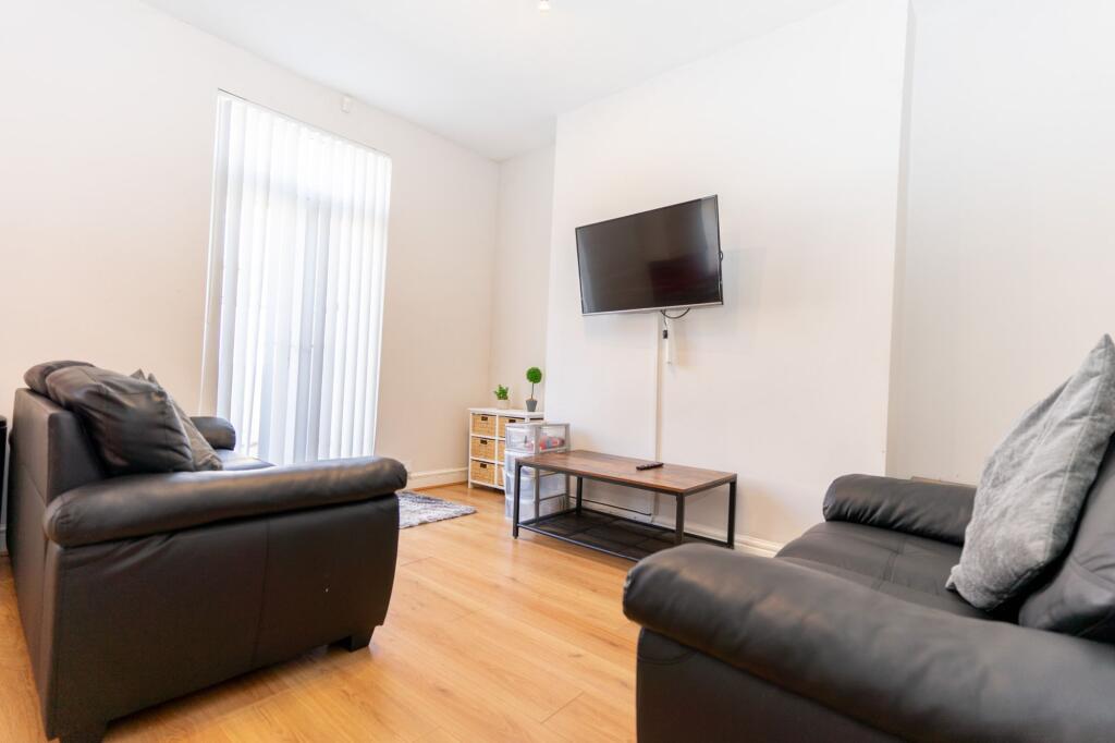 4 bed Mid Terraced House for rent in Liverpool. From Point Properties - Liverpool