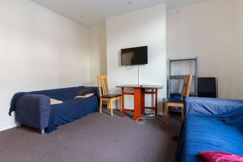 4 bed Mid Terraced House for rent in Liverpool. From Point Properties - Liverpool