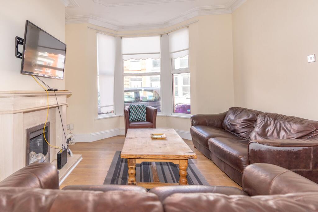 4 bed Mid Terraced House for rent in Liverpool. From Point Properties - Liverpool
