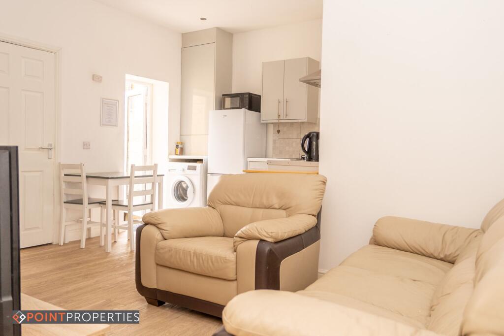 2 bed 1st Floor Flat for rent in Liverpool. From Point Properties - Liverpool 2 bed 1st Floor Flat for rent in Liverpool. From Point Properties - Liverpool