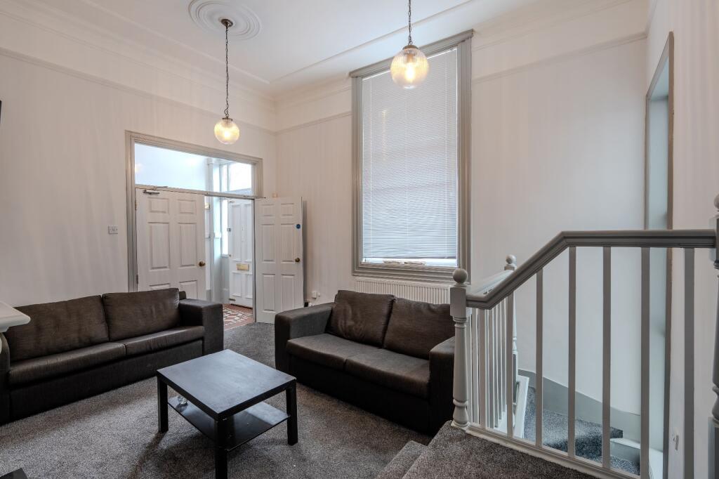 6 bed Detached for rent in Liverpool. From Point Properties - Liverpool