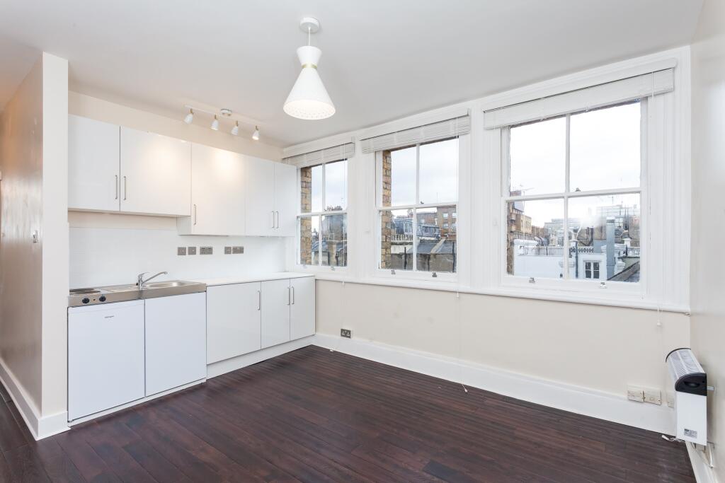 4 bed 1st Floor Flat for rent in London. From Portico - Bloomsbury