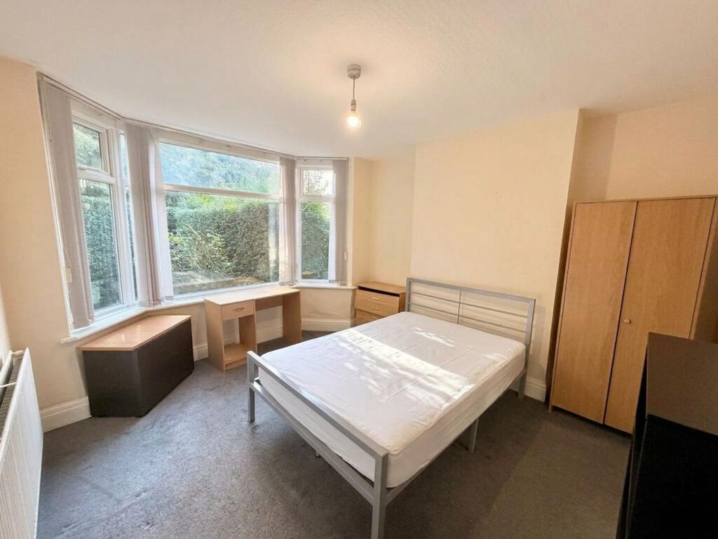 4 bed Semi Detached for rent in Manchester. From Property Genius - Manchester 4 bed Semi Detached for rent in Manchester. From Property Genius - Manchester