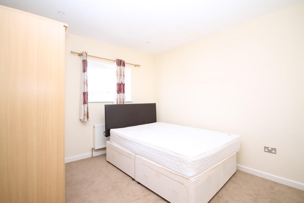1 bed House Share for rent in London. From Property People - London