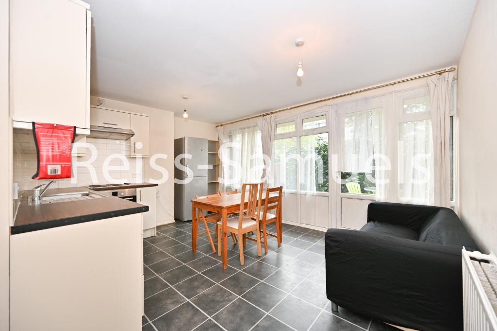 4 bed Maisonette for rent in London. From Reiss-Samuels