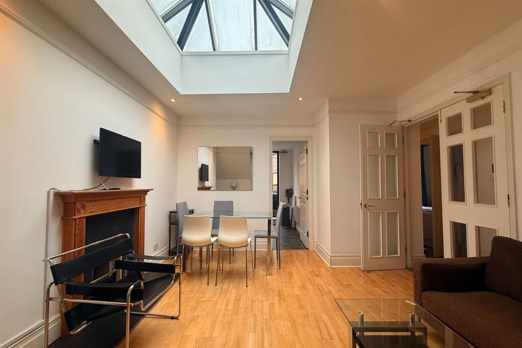 2 bed Apartment for rent in London. From relocate-me.co.uk - London