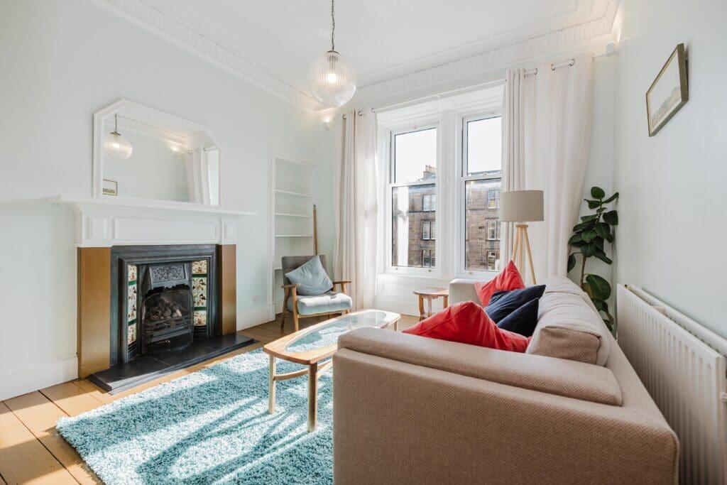 2 bed 1st Floor Flat for rent in Edinburgh. From SouthSide Property Management - Edinburgh
