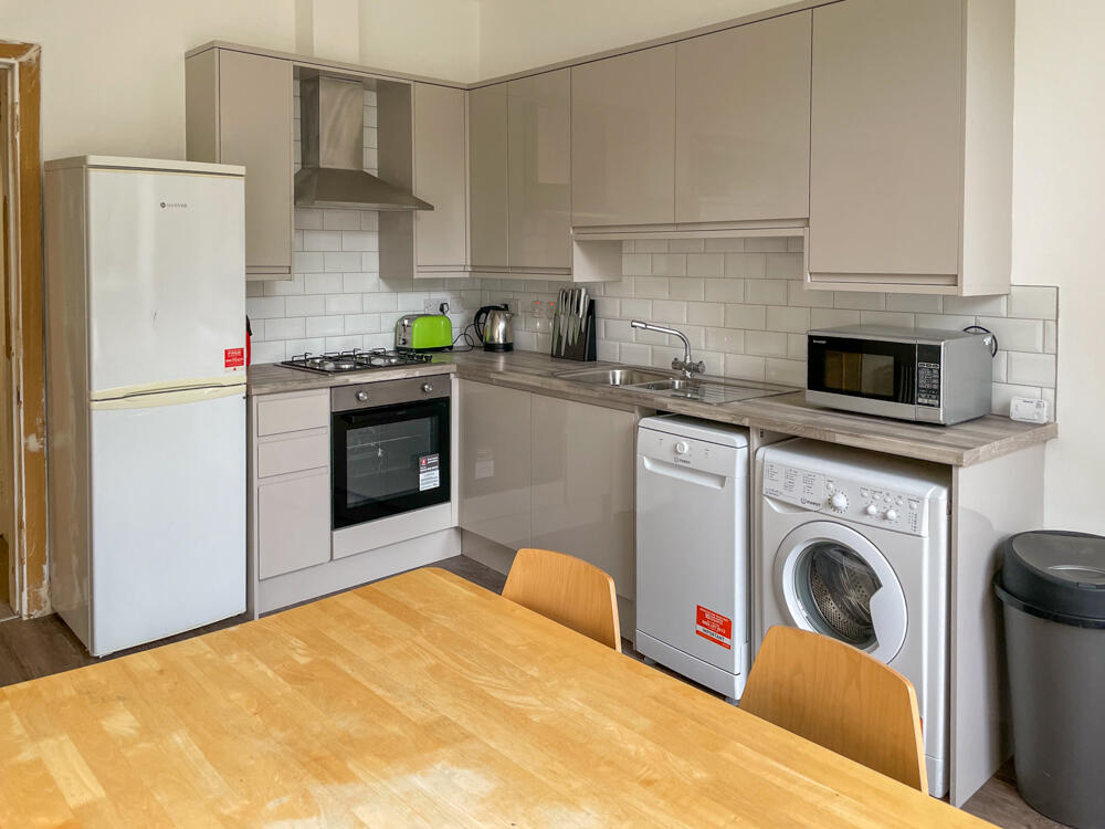 3 bed 1st Floor Flat for rent in Edinburgh. From SouthSide Property Management - Edinburgh 3 bed 1st Floor Flat for rent in Edinburgh. From SouthSide Property Management - Edinburgh