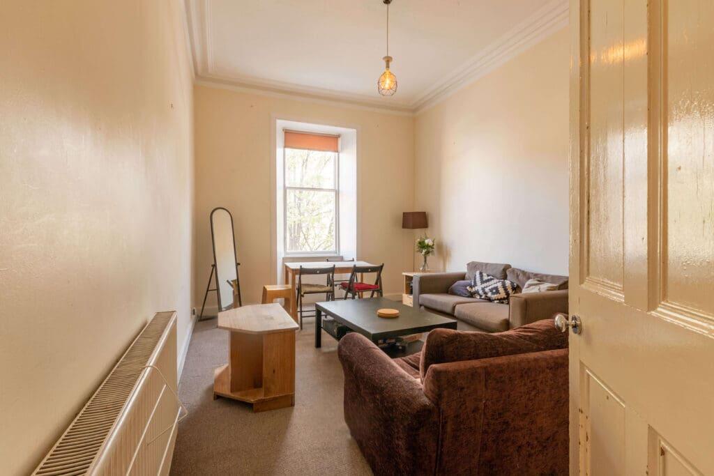 4 bed 1st Floor Flat for rent in Edinburgh. From SouthSide Property Management - Edinburgh