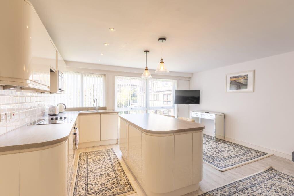 1 bed 1st Floor Flat for rent in Edinburgh. From SouthSide Property Management - Edinburgh