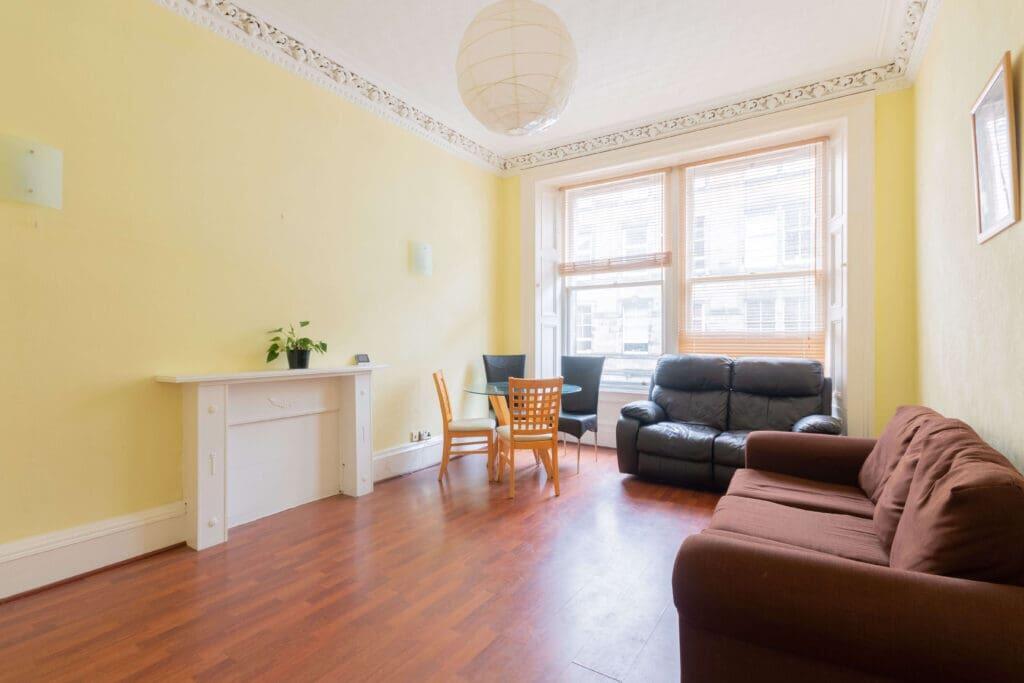 2 bed 1st Floor Flat for rent in Edinburgh. From SouthSide Property Management - Edinburgh 2 bed 1st Floor Flat for rent in Edinburgh. From SouthSide Property Management - Edinburgh