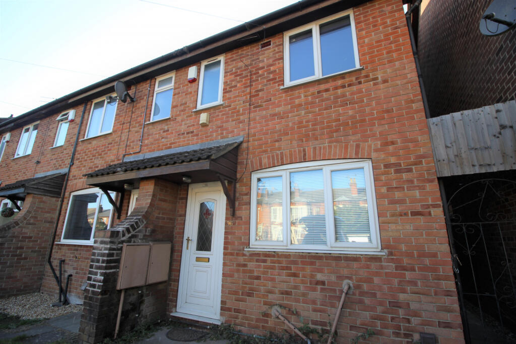 2 bed Semi Detached for rent in Wilford. From Tomlinson Estate Management Limited - Lenton