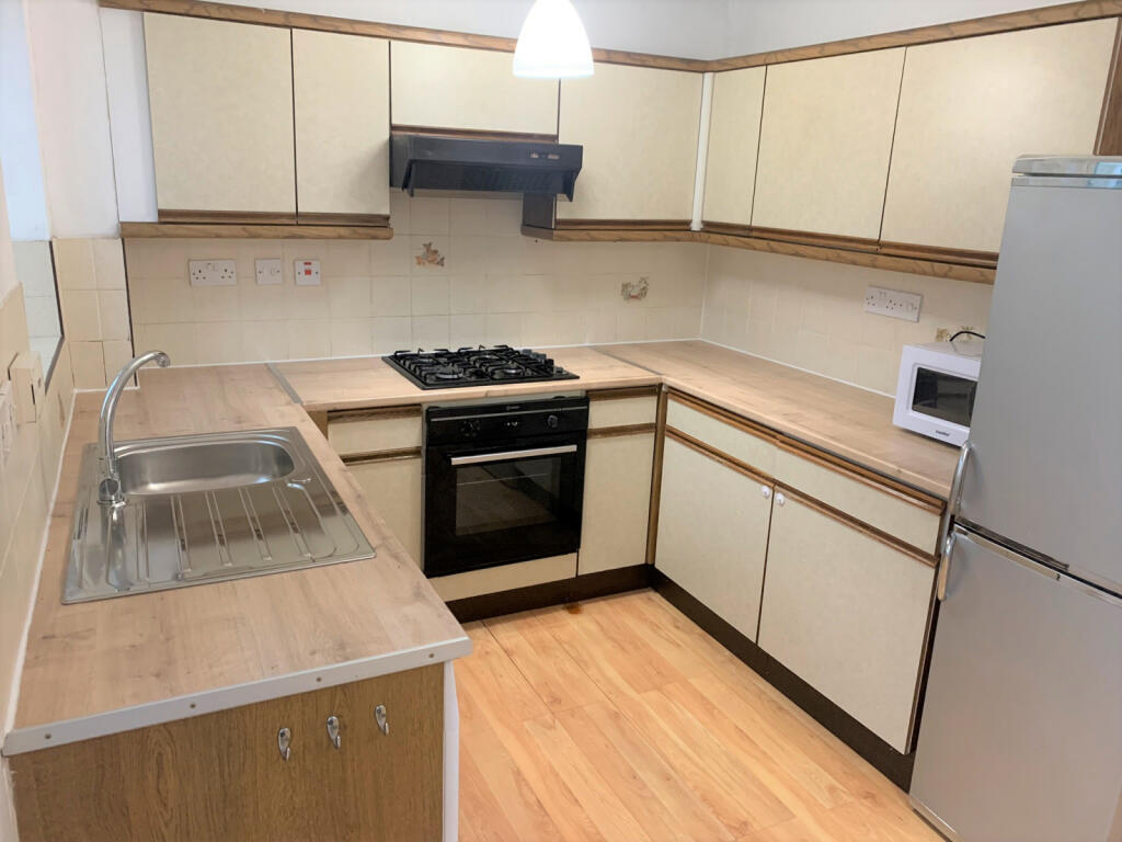 2 bed Semi Detached for rent in Nottingham. From Tomlinson Estate Management Limited - Lenton