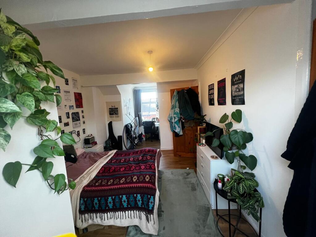 4 bed End of Terrace for rent in Nottingham. From Tomlinson Estates