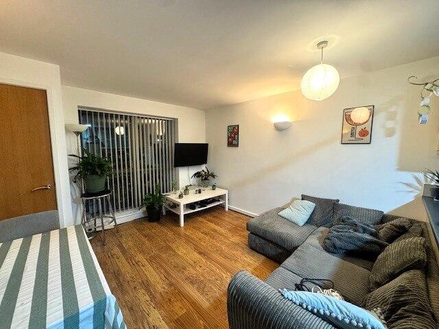 2 bed 1st Floor Flat for rent in Nottingham. From Tomlinson Estates 2 bed 1st Floor Flat for rent in Nottingham. From Tomlinson Estates
