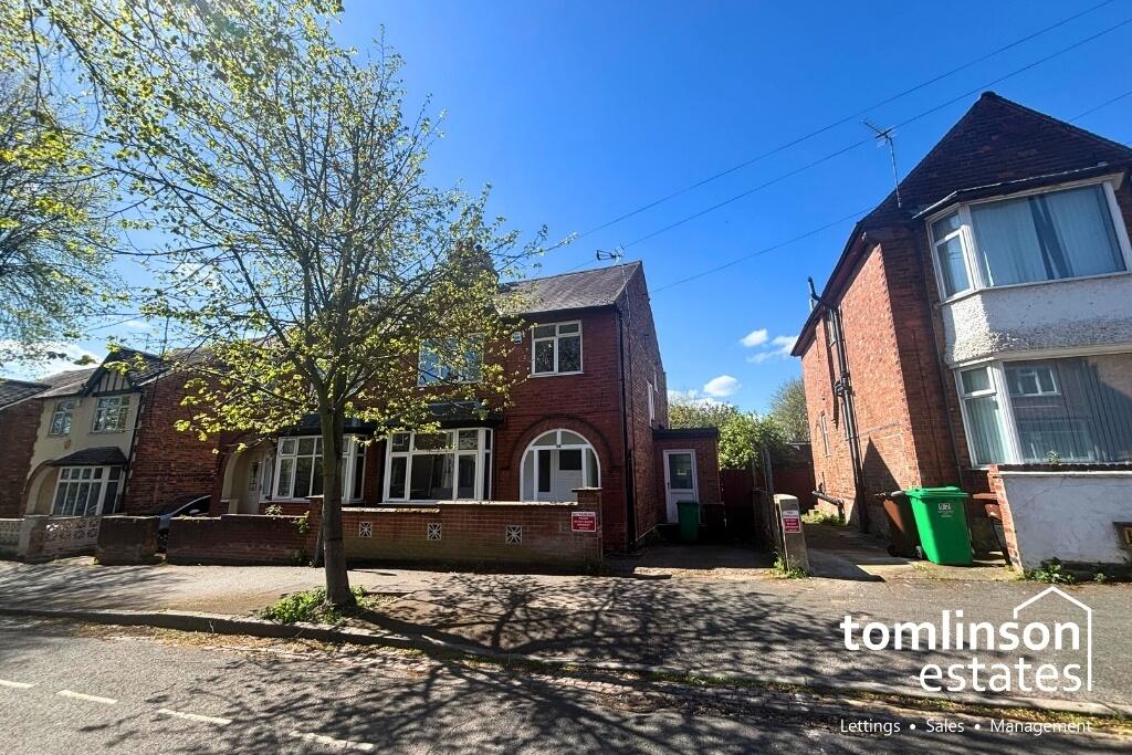 5 bed Semi Detached for rent in Nottingham. From Tomlinson Estate Management Limited - Lenton