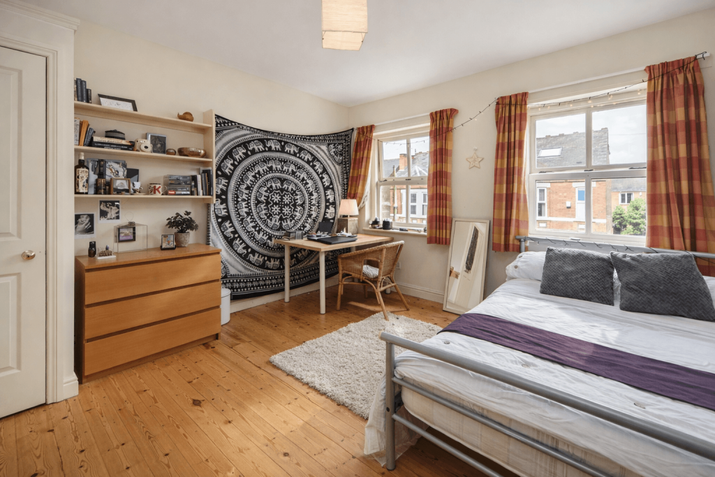4 bed 1st Floor Flat for rent in Nottingham. From Tomlinson Estate Management Limited - Lenton 4 bed 1st Floor Flat for rent in Nottingham. From Tomlinson Estate Management Limited - Lenton