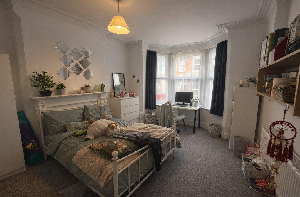 5 bed Semi Detached for rent in Nottingham. From Tomlinson Estate Management Limited - Lenton