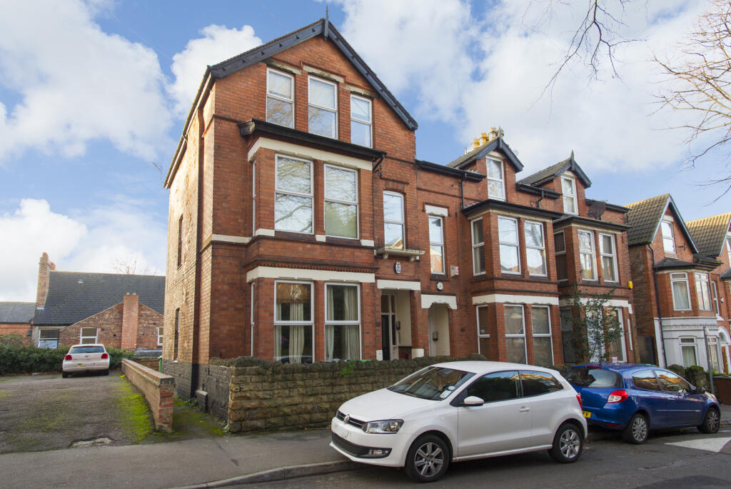 5 bed Mid Terraced House for rent in Nottingham. From Tomlinson Estates 5 bed Mid Terraced House for rent in Nottingham. From Tomlinson Estates