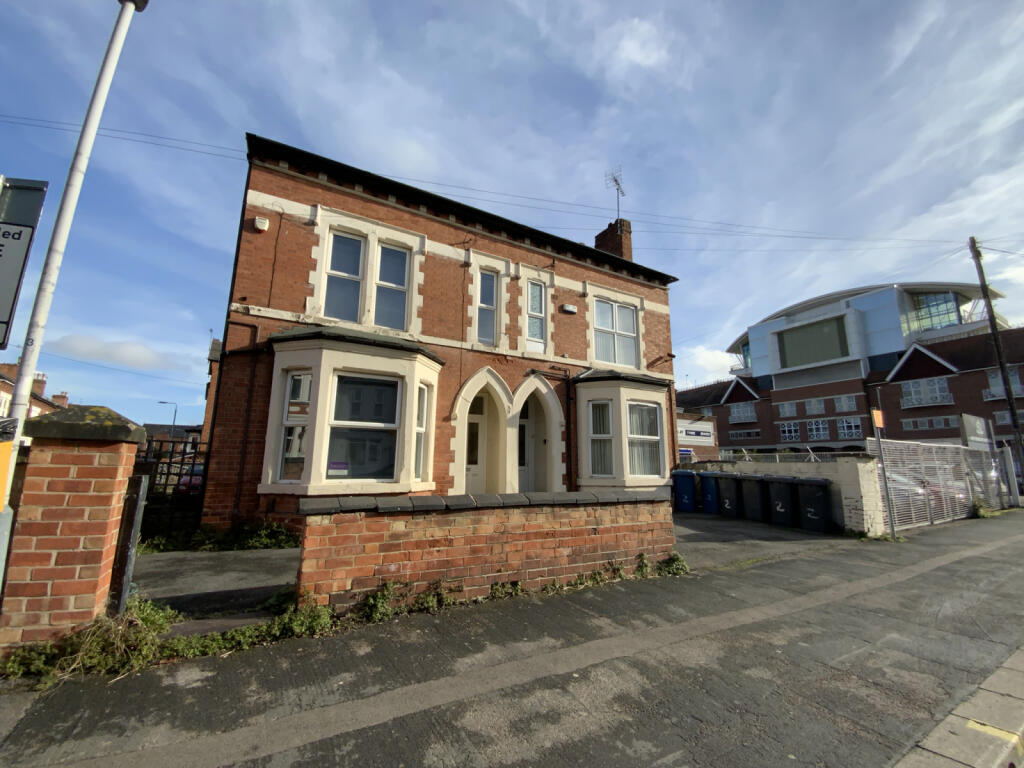 6 bed Semi Detached for rent in West Bridgford. From Tomlinson Estates