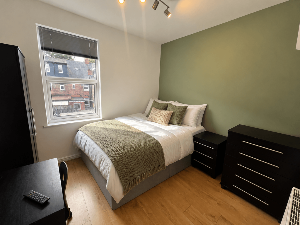 5 bed End of Terrace for rent in Nottingham. From Tomlinson Estates 5 bed End of Terrace for rent in Nottingham. From Tomlinson Estates