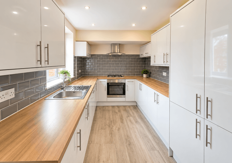 6 bed Mid Terraced House for rent in Nottingham. From Tomlinson Estates