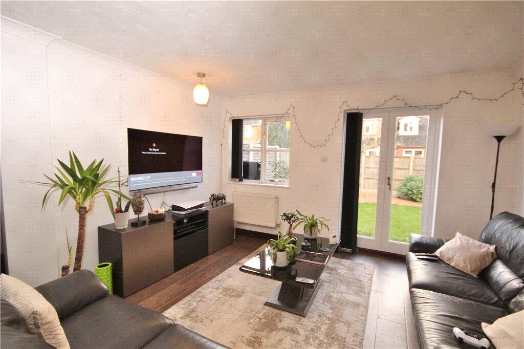 4 bed End of Terrace for rent in Egham. From Townends Regents