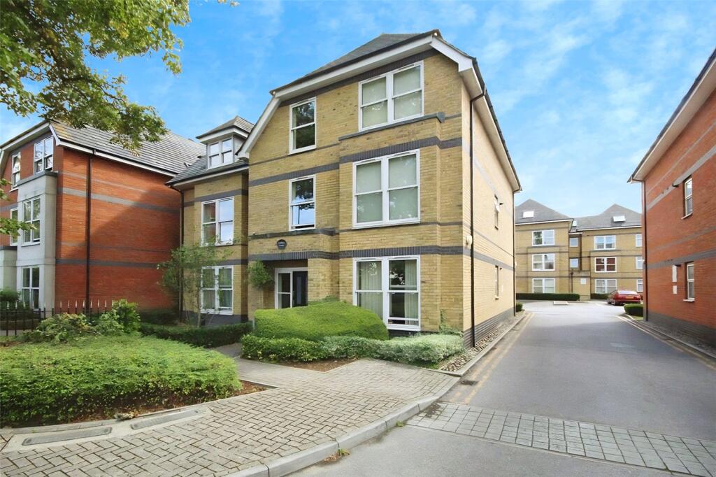 2 bed Apartment for rent in Egham. From Townends Regents