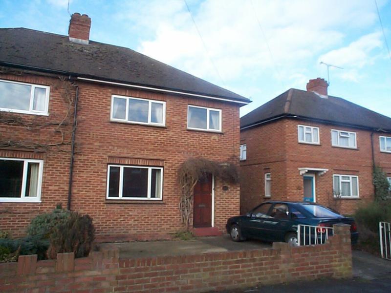 4 bed Detached for rent in Bishopsgate. From Townends Regents