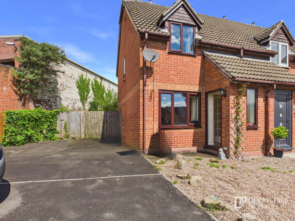 2 bed Mid Terraced House for rent in Riddings. From Derbyshire Properties - Alfreton 2 bed Mid Terraced House for rent in Riddings. From Derbyshire Properties - Alfreton